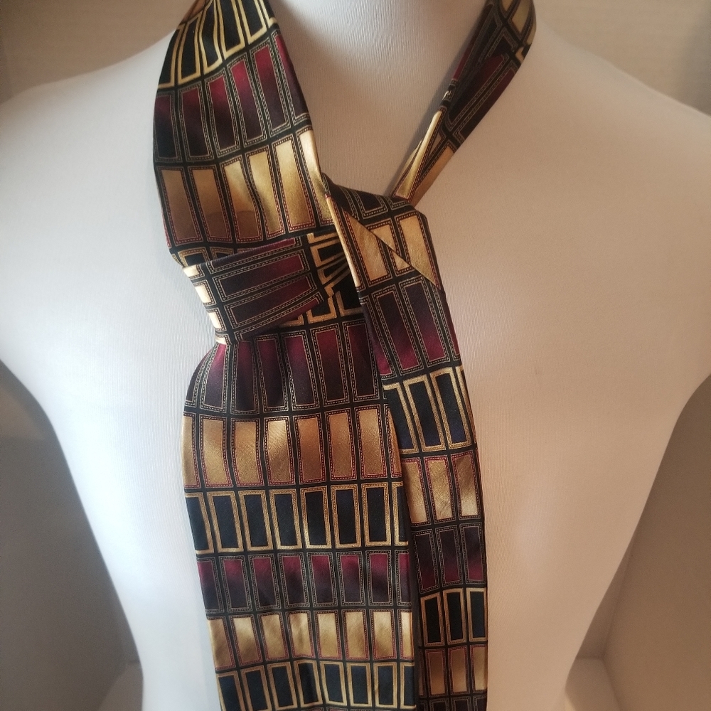 Tie Silk Mosaic Geometric Tie Like New